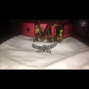 Red reversible mcm belt 100% authentic
